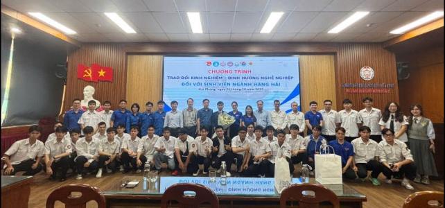 CHƯƠNG TRÌNH “TRAO ĐỔI KINH NGHIỆM – ĐỊNH HƯỚNG VIỆC LÀM DÀNH CHO SINH VIÊN NGÀNH HÀNG HẢI”