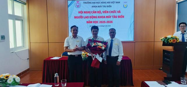 KHOA MÁY TÀU BIỂN TỔ CHỨC HỘI NGHỊ CÁN BỘ, VIÊN CHỨC VÀ NGƯỜI LAO ĐỘNG NĂM HỌC 2025-2026